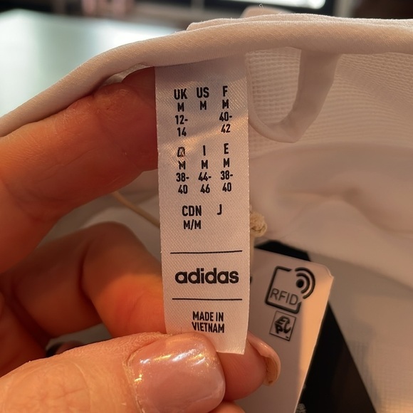 Adidas Tennis Premium Wind Jacket Poncho White Hooded Womens M NWT Loose fit - Picture 10 of 12